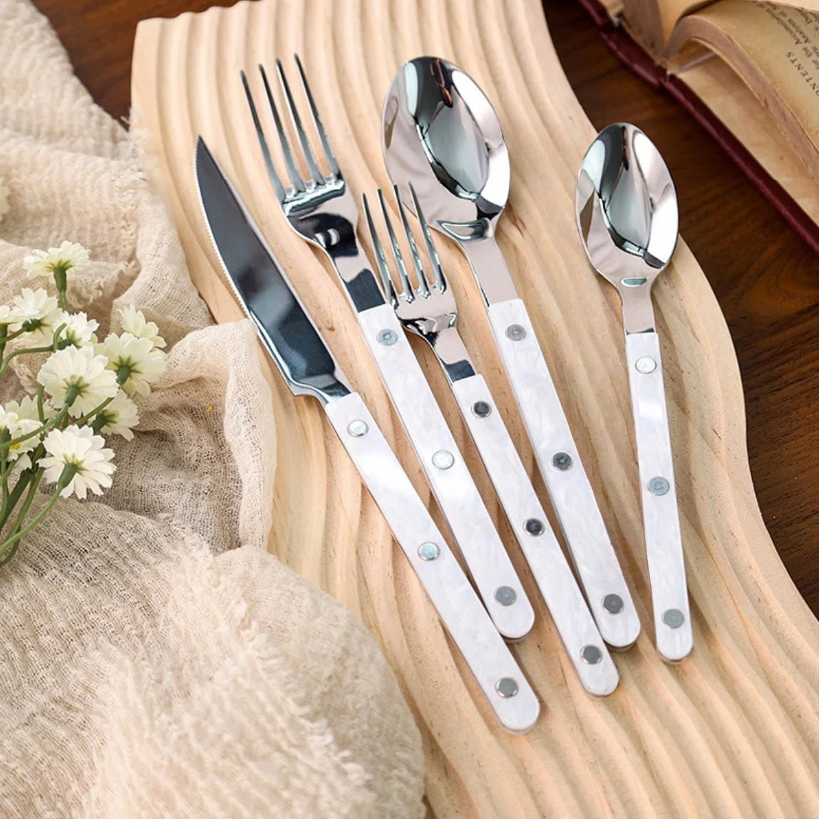 Set of 10 Pcs Modern Nebula Cutlery, Bistrot Style Rivet Flatware Set