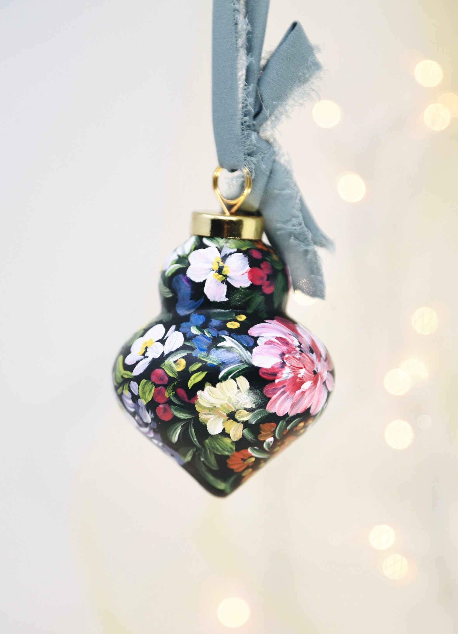 011. Ornament