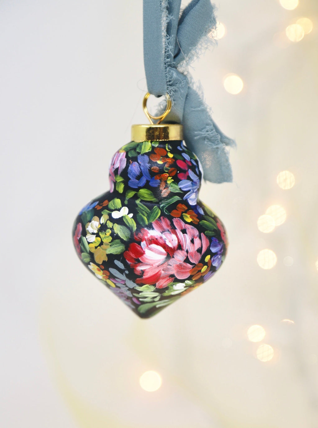 011. Ornament